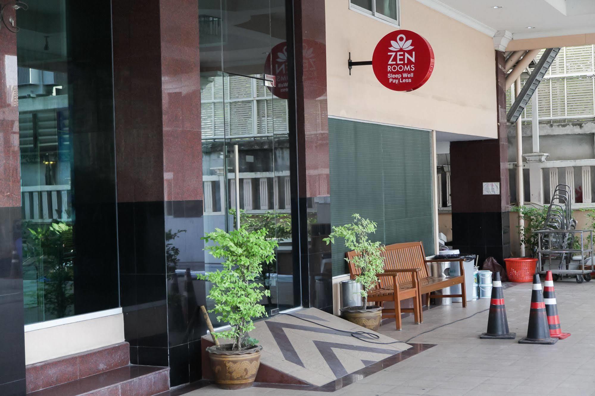 Zen Rooms Bangchak バンコク都 エクステリア 写真